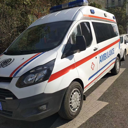 科尔沁右翼中品质救护车出租，为您的健康出行负责